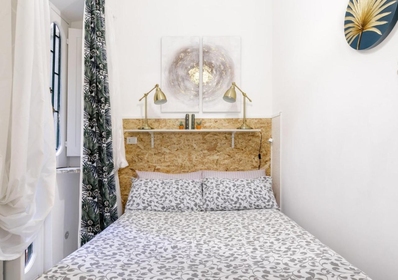 Pied-A-Terre Domusuite Rhome Colosseo Рим Экстерьер фото