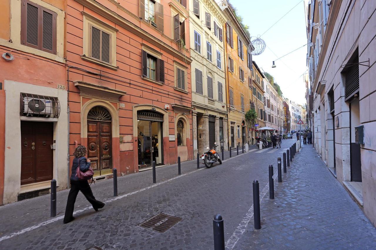 Pied-A-Terre Domusuite Rhome Colosseo Рим Экстерьер фото