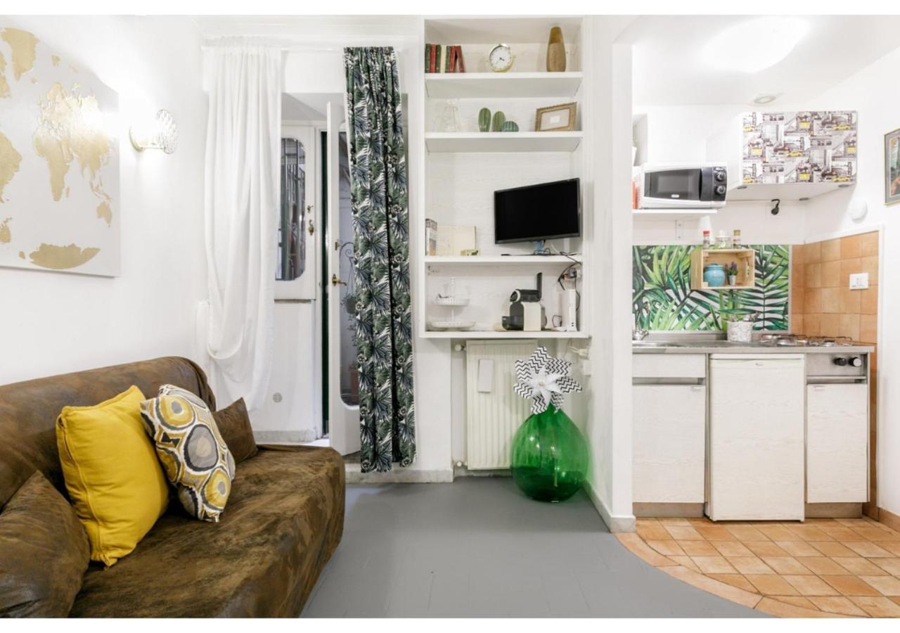 Pied-A-Terre Domusuite Rhome Colosseo Рим Экстерьер фото